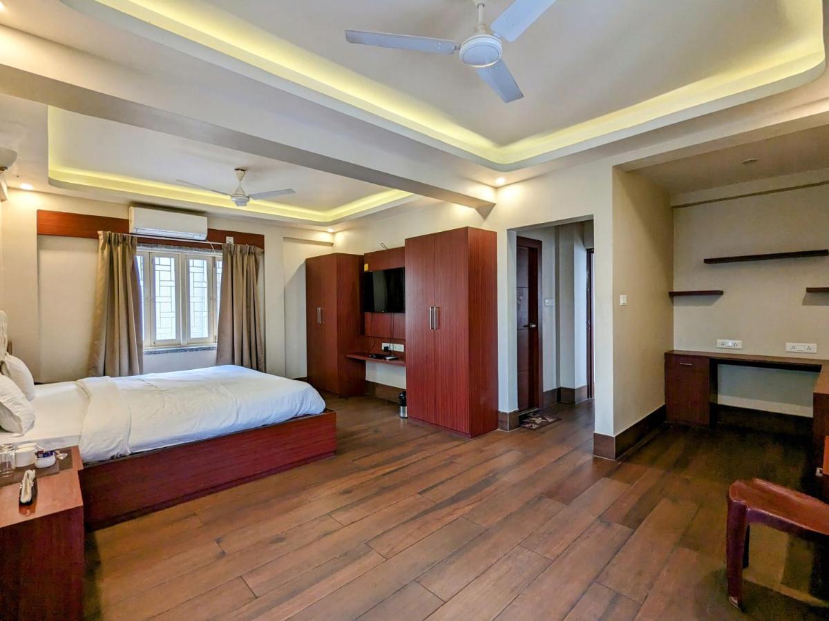 The Aster Enclave Hotel 加尔各答 外观 照片