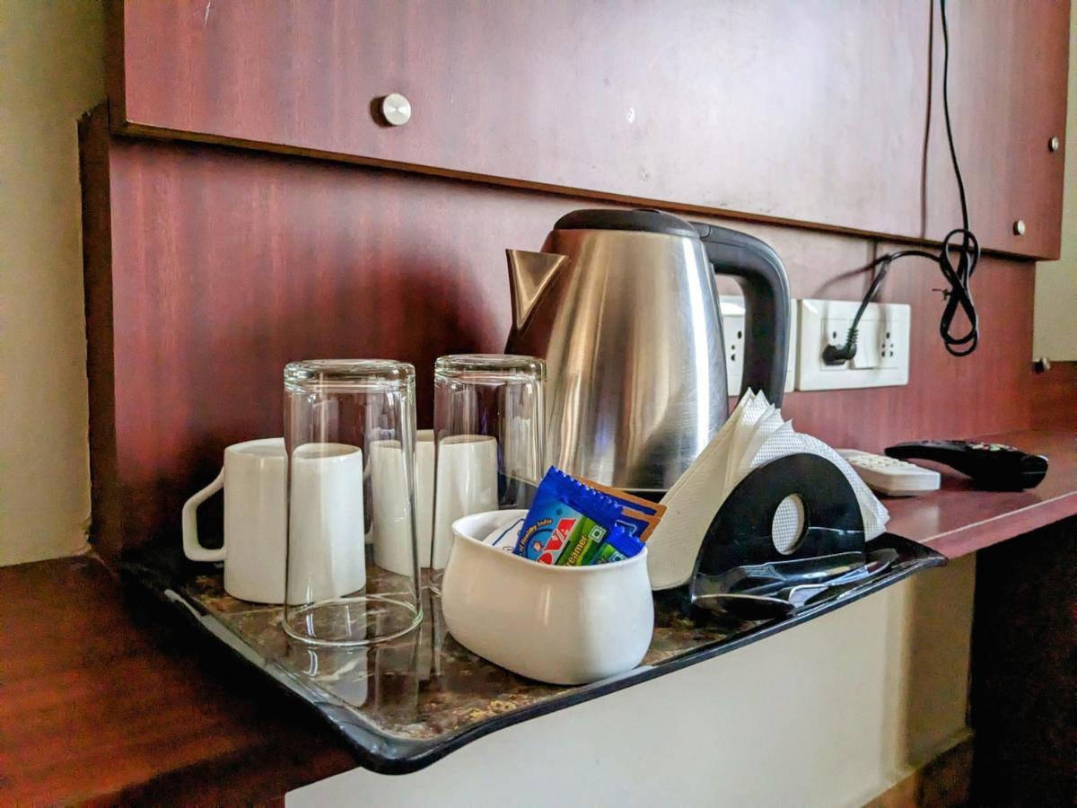 The Aster Enclave Hotel 加尔各答 外观 照片